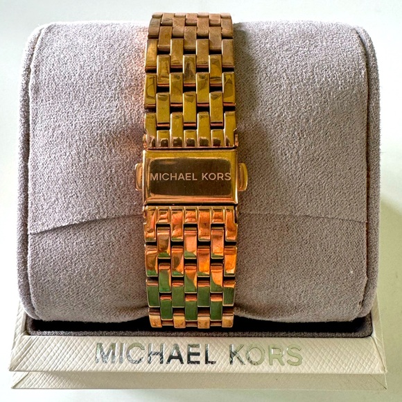 Michael Kors MK-3192 Rose Gold-Tone Darci Stone Analog Wristwatch - Picture 5 of 6